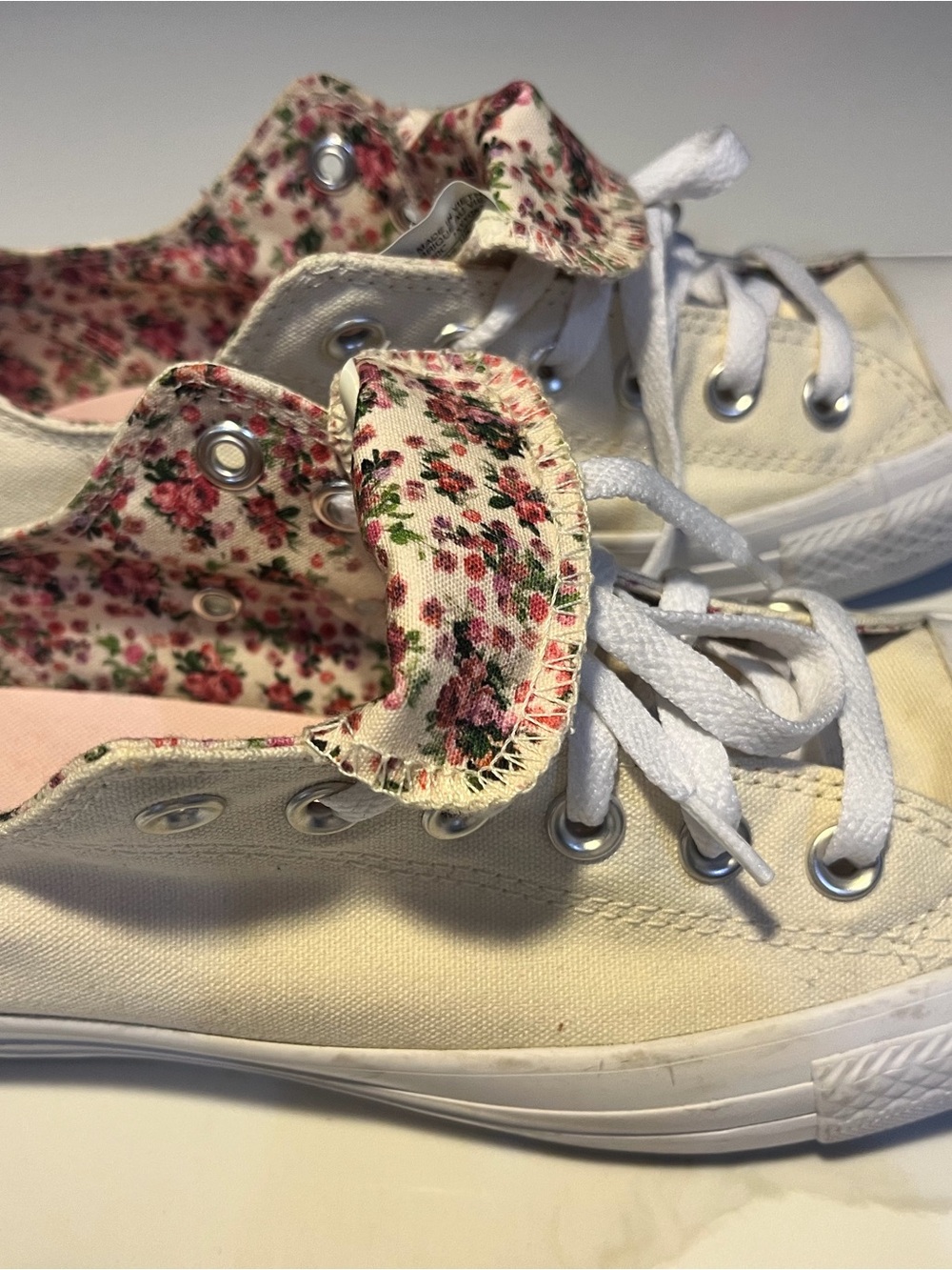 Converse Chuck Taylor Canvas Low-Top Sneakers with Floral Lining